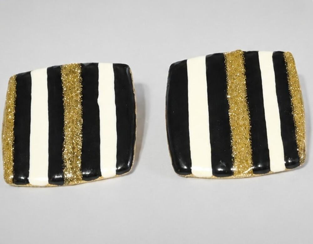 Vintage Large Pierced Earrings 1.5” Square Black Cream Gold Enamel MOD Gold-tone